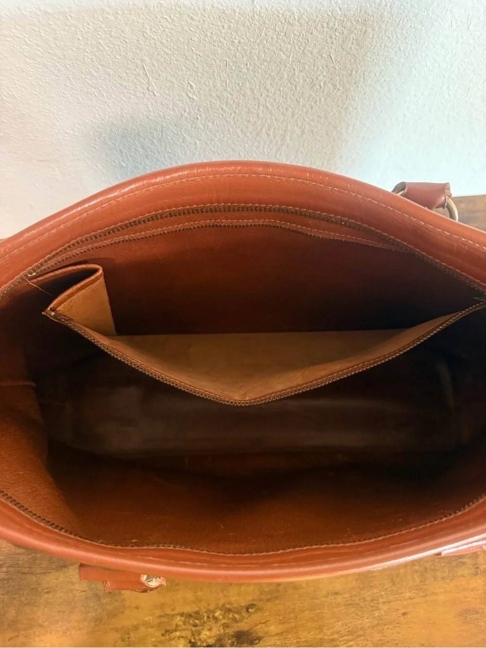 Louis Vuitton Weekender Tote